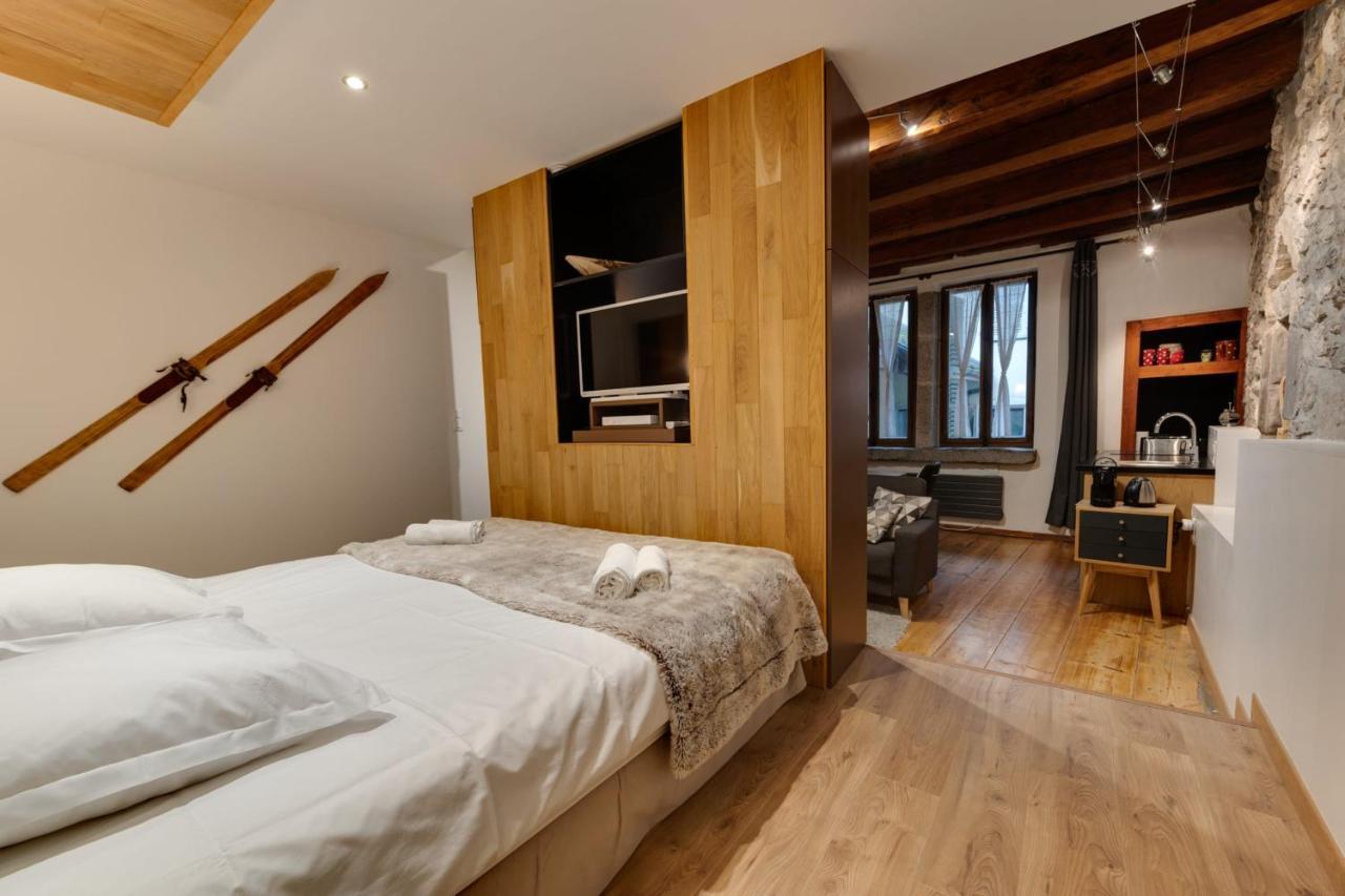 La Cour Filaterie - Suite au d'Annecy PDJ en option Extérieur photo